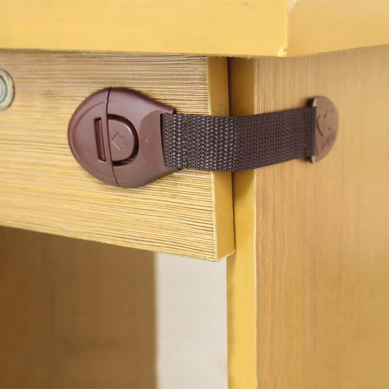 아기 가구 문 서랍 잠금 냉장고 안전 잠금 장치에 대  - Furniture Hardware Manufacturers 리뷰 및 가격